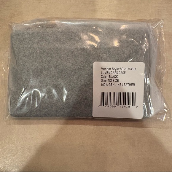 HOBO Black and Brown Leather Card Holder - Picture 4 of 5